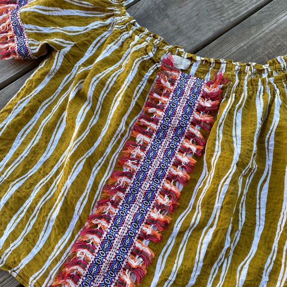 Altar’d state colorful tassel top - Picture 2 of 8